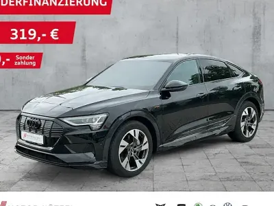 Gebraucht Audi Q8 Sportback e-tron Advanced Plus 300 kW (408 PS) 2022 Schwarz SUV