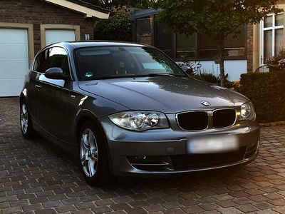 Gebraucht BMW 116 122 PS (89 kW) 2009 Silber Kleinwagen
