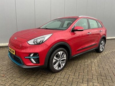Rot Gebraucht 2020 Kia e-Niro SUV | 12.900 € (Etwas zu teuer)