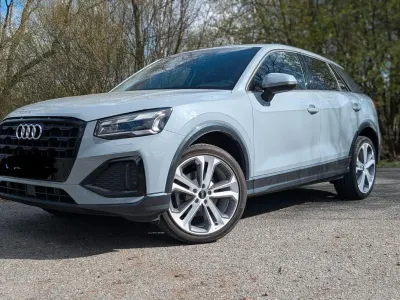 Gebraucht Audi Q2 Advanced 150 PS (110 kW) 2021 Grau SUV