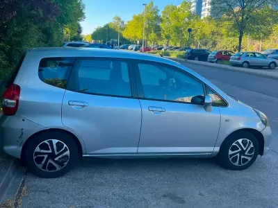 Gebraucht Honda Jazz 76 PS (55 kW) 2006 Grau Kleinwagen