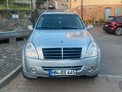 Usata SsangYong Rexton 141 CV (103 kW) 2006 Grigio SUV