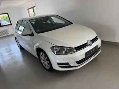 Gebraucht VW Golf VII Allstar 110 PS (80 kW) 2016 Weiß Limousine