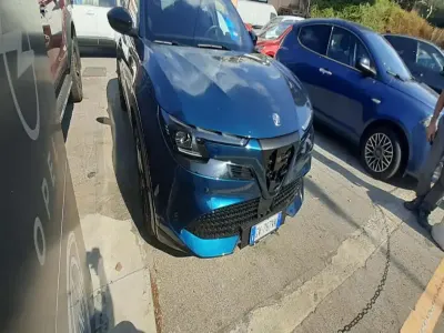 Gebraucht Alfa Romeo Junior Edizione Speciale 116 kW (158 PS) 2024 Blau SUV