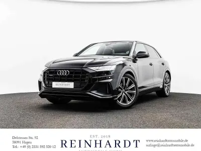 Gebraucht Audi Q8 S-Line 286 PS (210 kW) 2023 Mythosschwarz metallic SUV