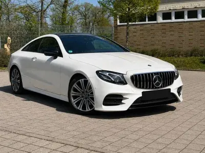 Gebraucht Mercedes E220 194 PS (142 kW) 2019 Weiß