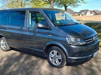 Second-hand VW T6 150 CP (110 kW) 2016 Gri Van