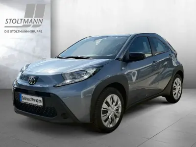 Gebraucht Toyota Aygo X Business Edition 72 PS (52 kW) 2025 Grau SUV