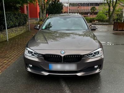 gebraucht BMW 320 d xDrive -