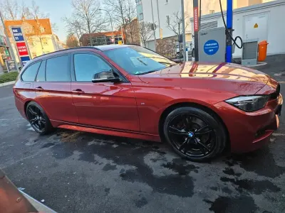 Gebraucht BMW 330 M Sport 258 PS (189 kW) 2018 Rot Kombi