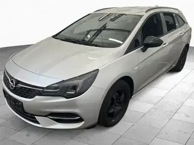 Gebraucht Opel Astra Business 131 PS (96 kW) 2021 Argonsilber/sovereign/switchblad (metallic) Kombi