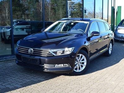 Schwarz Gebraucht 2016 VW Passat Comfortline Kombi | 16.390 € (Fairer Preis)