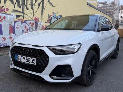 Second-hand Audi A1 S-Line 150 CP (110 kW) 2022 Alb SUV