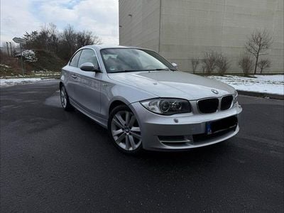 Gebraucht BMW 125 Performance 218 PS (160 kW) 2008 Silber Kleinwagen