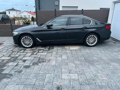 Gebraucht BMW 530 252 PS (185 kW) 2017 Grau Limousine