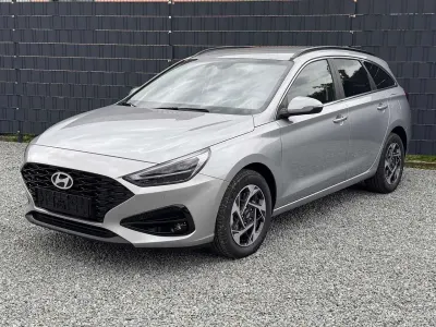 Neu Hyundai i30 116 PS (85 kW) 2026 Shimmering silver Kombi
