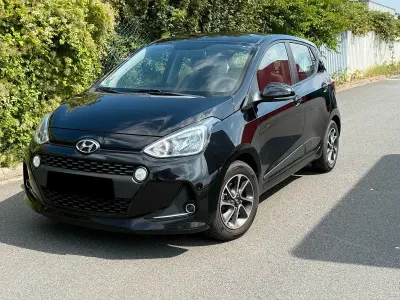 Gebraucht Hyundai i10 87 PS (63 kW) 2020 Schwarz Kleinwagen