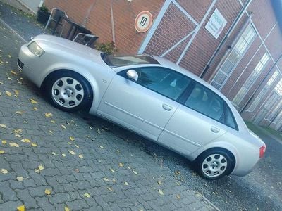 Gebraucht Audi A4 131 PS (96 kW) 2004 Silber Limousine