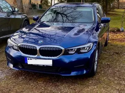 Gebraucht BMW 320 Sport Line 190 PS (139 kW) 2020 Blau Limousine