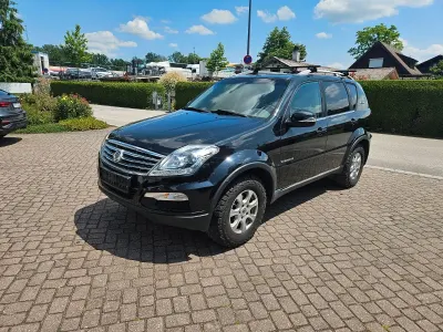 Usata SsangYong Rexton Crystal 178 CV (130 kW) 2016 Nero SUV