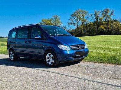 Second-hand Mercedes Viano 204 CP (150 kW) 2008 Albastru Monovolum