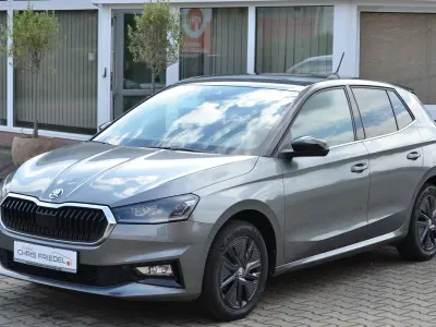 Gebraucht Skoda Fabia Style 110 PS (80 kW) 2022 Graphitgrau metallic / black magic perleffect Kleinwagen
