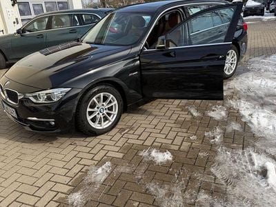 Gebraucht BMW 320 Luxury Line 190 PS (139 kW) 2017 Schwarz Kombi