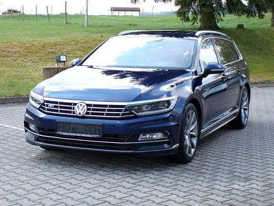 Używany VW Passat Highline 280 KM (205 kW) 2017 Niebieski Kombi