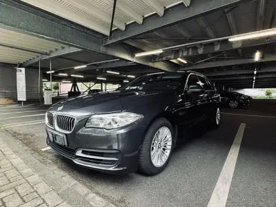 Gebraucht BMW 525 Sport Line 218 PS (160 kW) 2015 Grau Kombi