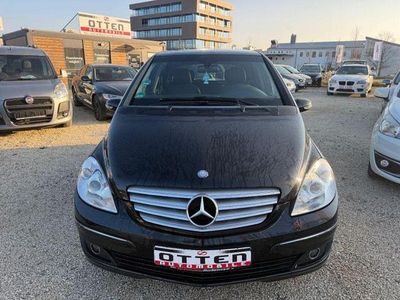 Mercedes E200