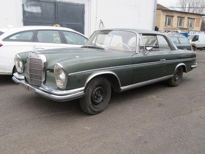 Gebraucht Mercedes 220 163 PS (119 kW) 1963 Grün