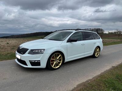 Gebraucht Skoda Octavia RS 220 PS (161 kW) 2015 Weiß Kleinwagen