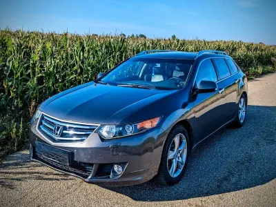 Gebraucht Honda Accord Executive 150 PS (110 kW) 2008 Grau Kombi