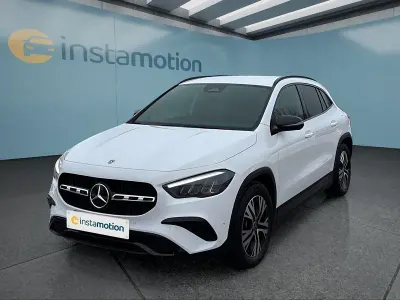 Gebraucht Mercedes GLA180 136 PS (100 kW) 2024 Weiß SUV