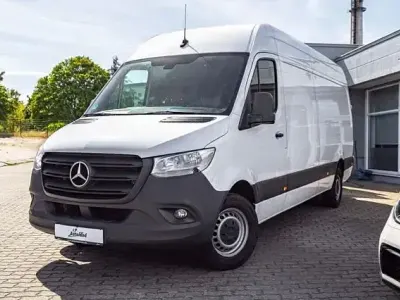 Gebraucht Mercedes Sprinter 150 PS (110 kW) 2023 Weiß Van