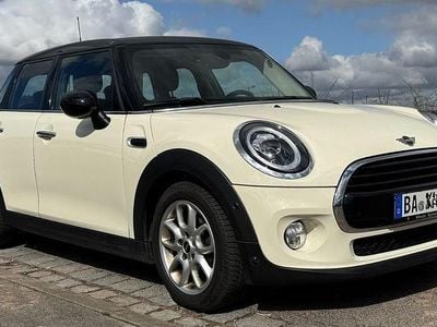 Gebraucht Mini Cooper Chili 136 PS (100 kW) 2018 Weiß Kleinwagen