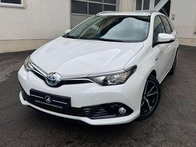 Toyota Auris Hybrid