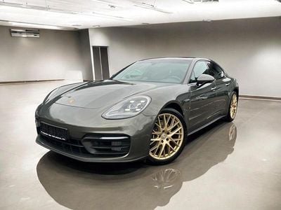 Gebraucht Porsche Panamera 4 Platinum Edition 330 PS (242 kW) 2023 Grün Limousine