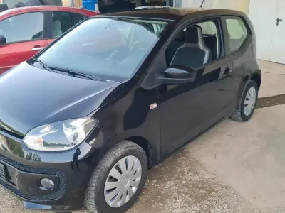 Gebraucht VW up! 75 PS (55 kW) 2012 Schwarz Kleinwagen