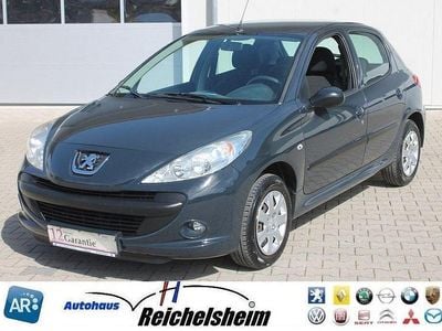 Gebraucht Peugeot 206+ 60 PS (44 kW) 2009 Grau Kleinwagen