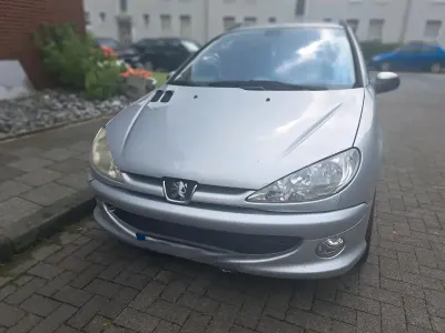 Gebraucht Peugeot 206 109 PS (80 kW) 2004 Grau Kleinwagen