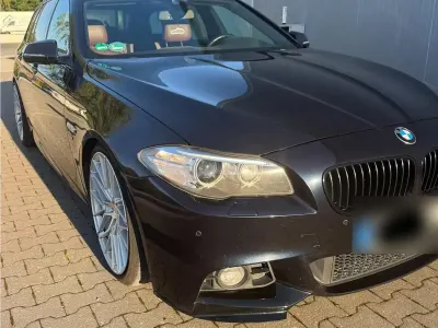 Gebraucht BMW 530 M Sport 258 PS (189 kW) 2014 Schwarz Kombi