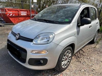 Usado Fiat Panda Easy 69 HP (50 kW) 2016 Prateado Citadino