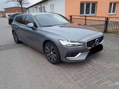 gebraucht Volvo V60 Kombi Inscription Plug-In Hybrid AWD