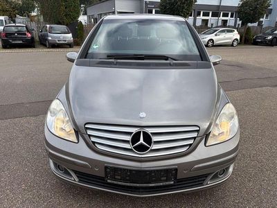 Grau Gebraucht 2005 Mercedes B170 Van / Kleinbus | 1.799 € (Fairer Preis)
