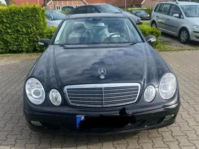 Gebraucht Mercedes E200 163 PS (119 kW) 2006 Schwarz Limousine