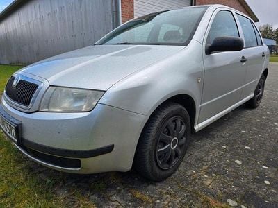 Usata Skoda Fabia Comfort 60 CV (44 kW) 2002 Argento Berlina