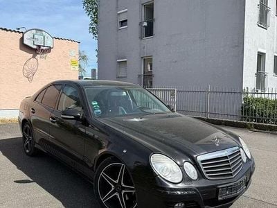 Mercedes E200