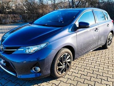 Gebraucht Toyota Auris Life 132 PS (97 kW) 2014 Grau Kombi