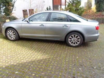 Grau Gebraucht 2011 Audi A6 Ambiente Limousine | 11.990 € (Fairer Preis)